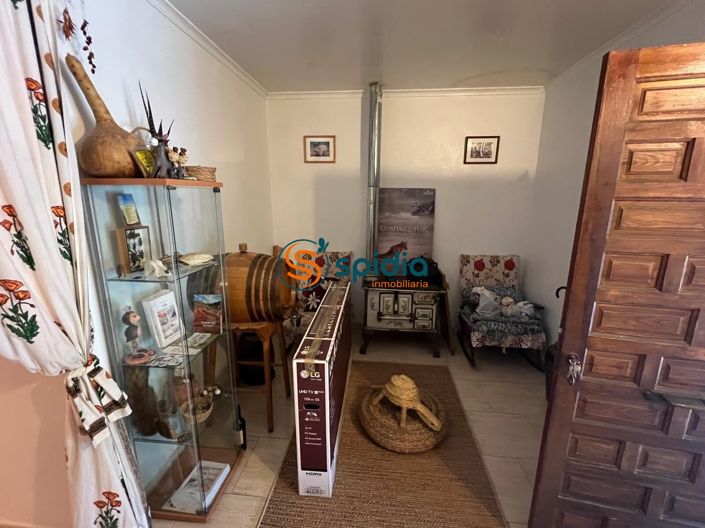 Image No.28-4 Bed Country House for sale