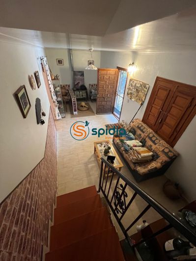 Image No.41-4 Bed Country House for sale