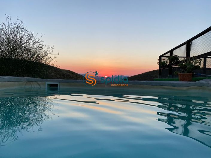 Image No.42-4 Bed Country House for sale