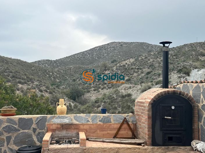 Image No.7-4 Bed Country House for sale