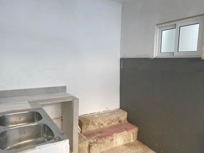 Image No.19-3 Bed House for sale