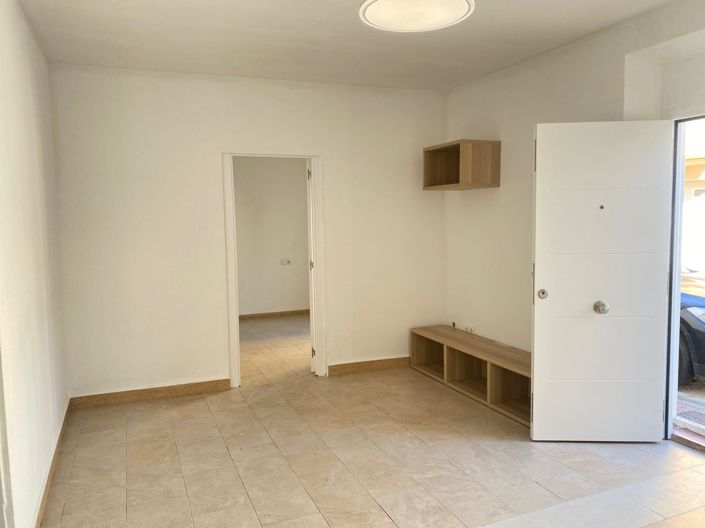 Image No.25-3 Bed House for sale