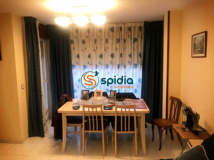 Image No.5-3 Bed Flat for sale