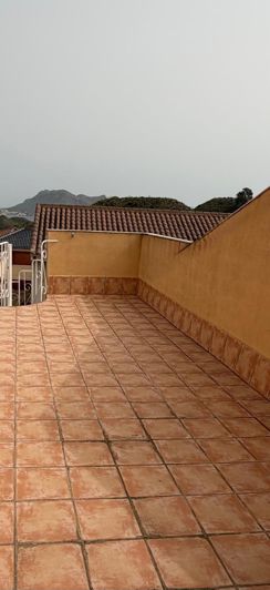 Image No.23-2 Bed Apartment for sale