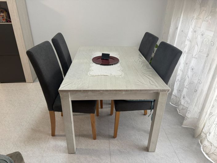 Image No.9-4 Bed Flat for sale