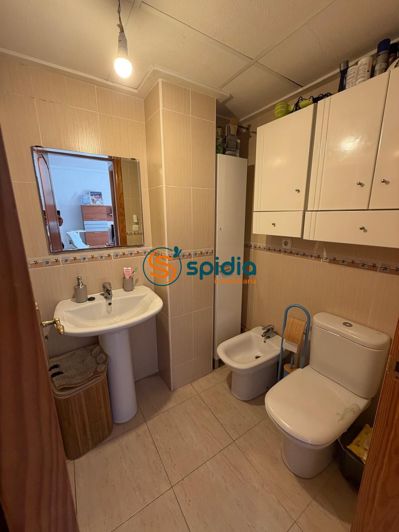 Image No.7-3 Bed Flat for sale