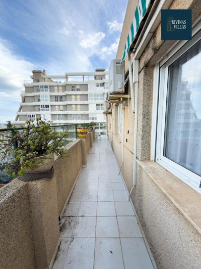 Image No.23-4 Bed Flat for sale