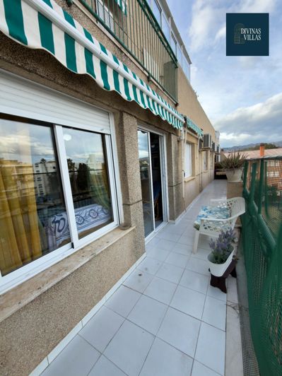 Image No.23-4 Bed Flat for sale