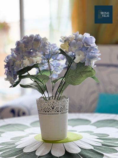 Image No.25-4 Bed Flat for sale