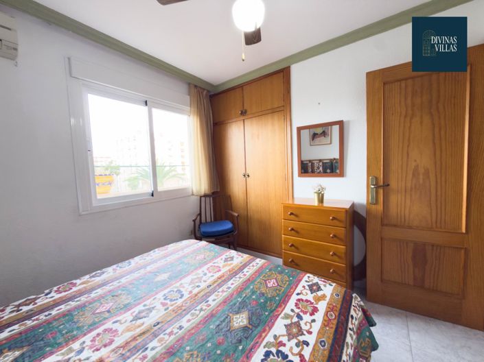 Image No.26-4 Bed Flat for sale