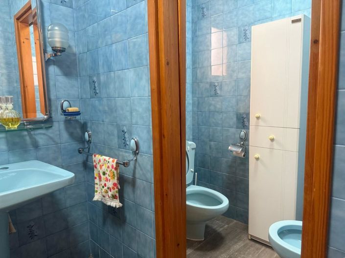Image No.20-3 Bed Flat for sale