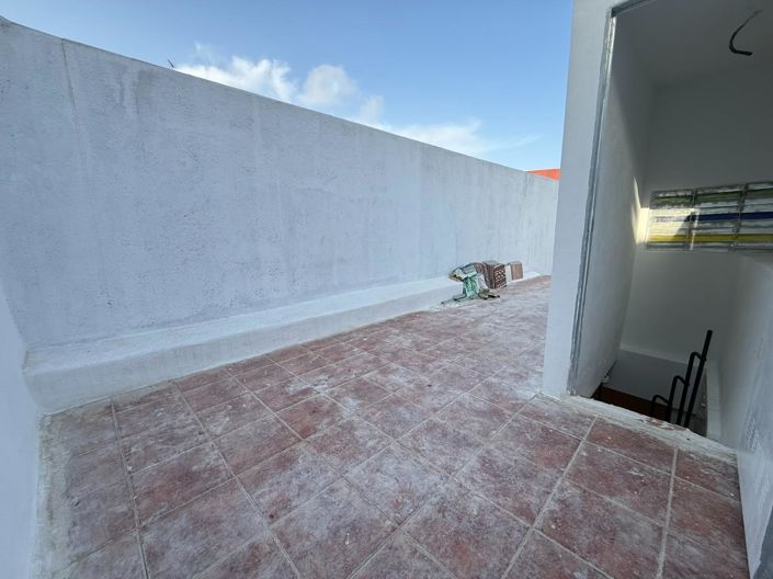 Image No.36-2 Bed House for sale