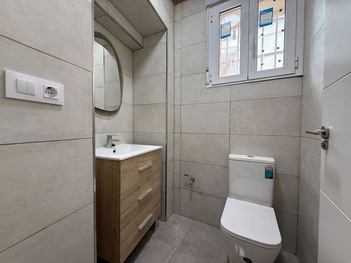 Image No.43-2 Bed House for sale