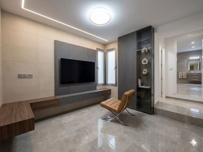Image No.46-2 Bed House for sale