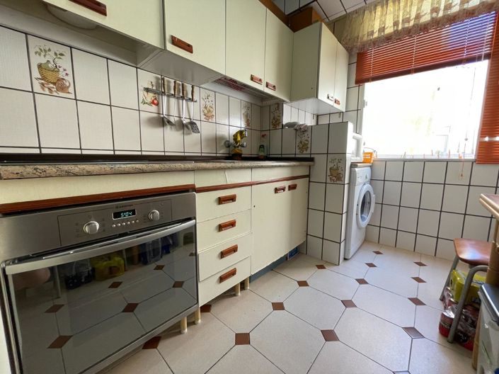 Image No.18-2 Bed Flat for sale