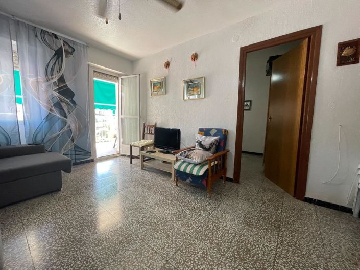Image No.25-2 Bed Flat for sale