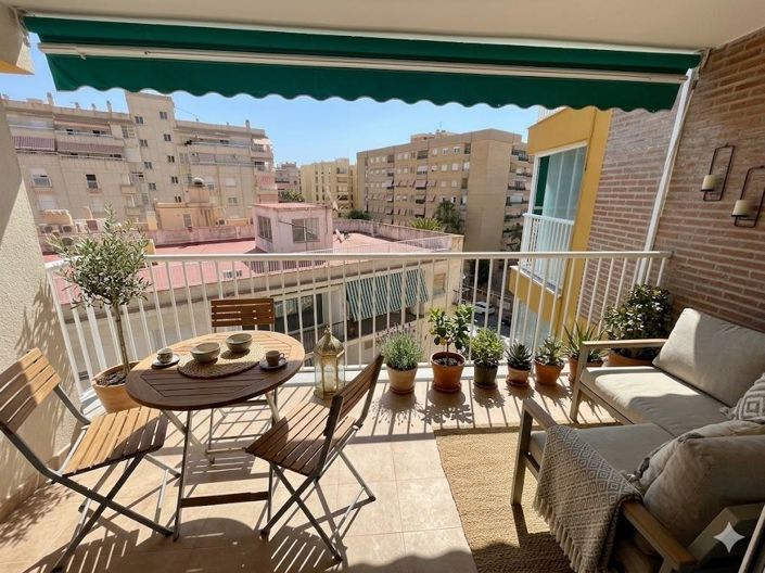 Image No.5-2 Bed Flat for sale