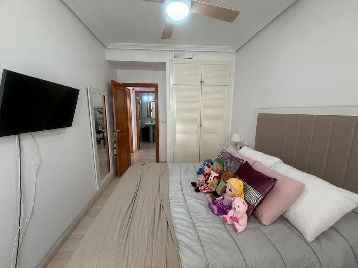 Image No.41-3 Bed Property for sale