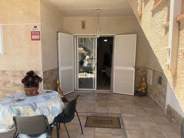 Image No.5-3 Bed Property for sale