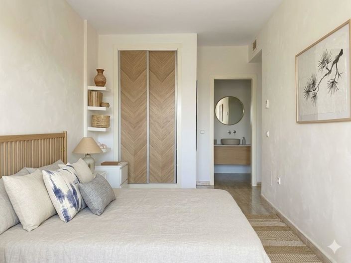 Image No.21-2 Bed Apartment for sale