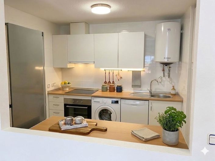 Image No.23-2 Bed Apartment for sale