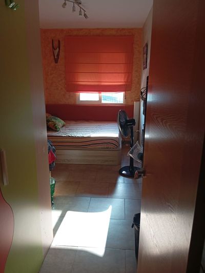 Image No.48-3 Bed Flat for sale