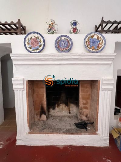 Image No.6-3 Bed Country House for sale