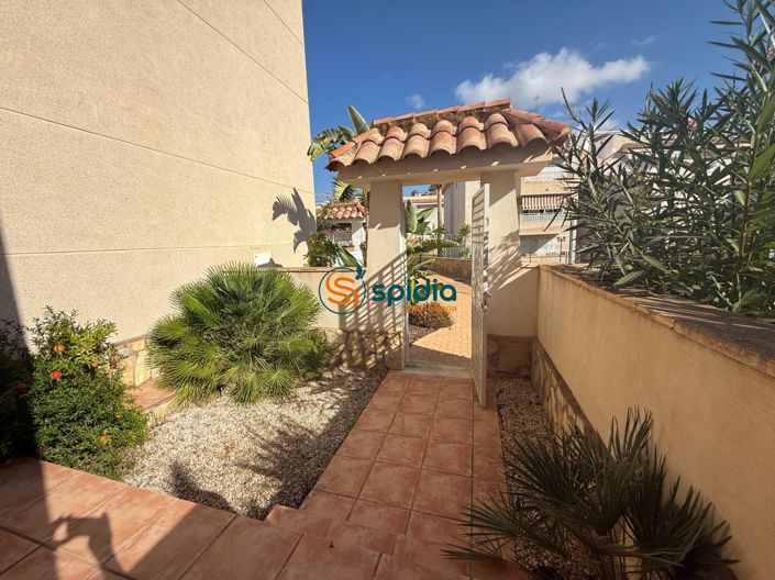 Image No.2-2 Bed Townhouse for sale