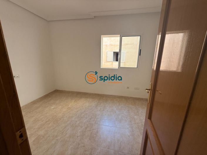 Image No.20-2 Bed Townhouse for sale
