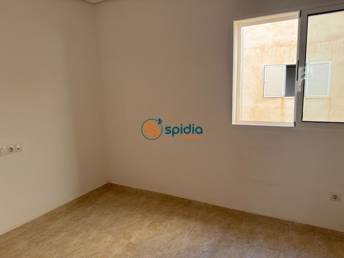 Image No.22-2 Bed Townhouse for sale