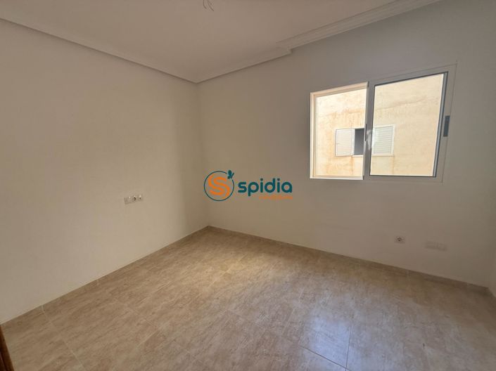 Image No.24-2 Bed Townhouse for sale