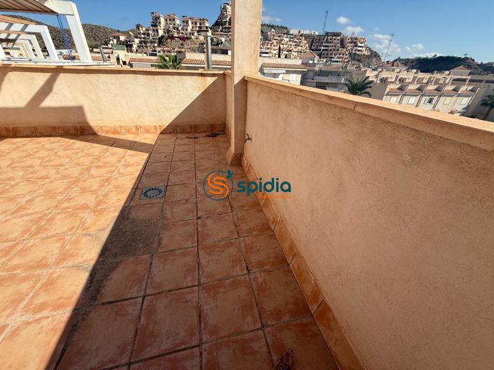 Image No.29-2 Bed Townhouse for sale