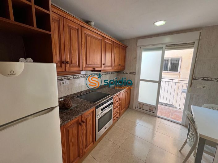 Image No.13-3 Bed Flat for sale