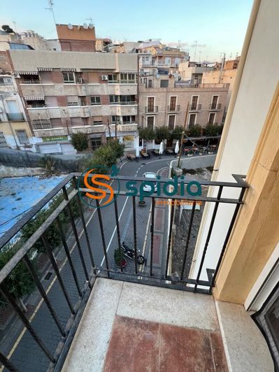 Image No.20-3 Bed Flat for sale