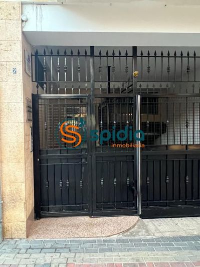 Image No.22-3 Bed Flat for sale
