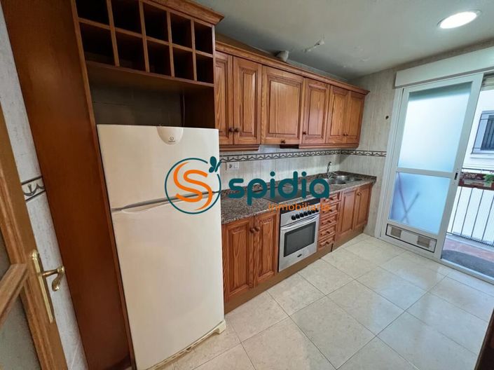 Image No.8-3 Bed Flat for sale