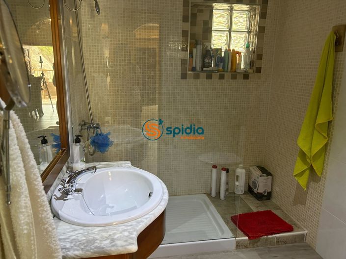 Image No.19-4 Bed Villa for sale