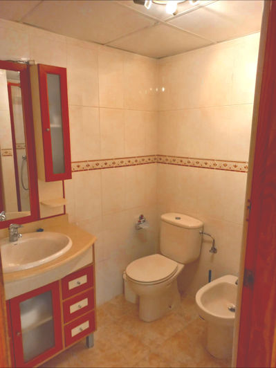 Image No.14-4 Bed Townhouse for sale