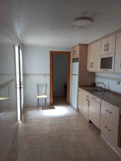 Image No.19-4 Bed Townhouse for sale