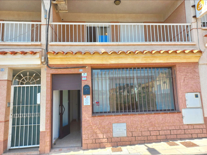Image No.2-4 Bed Townhouse for sale