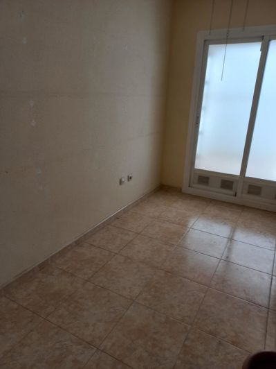 Image No.37-4 Bed Townhouse for sale