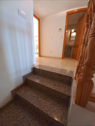 Image No.46-4 Bed Townhouse for sale