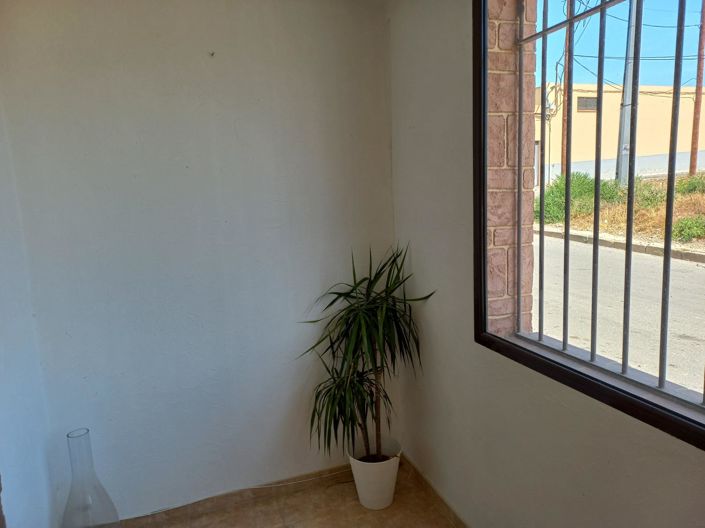 Image No.9-4 Bed Townhouse for sale