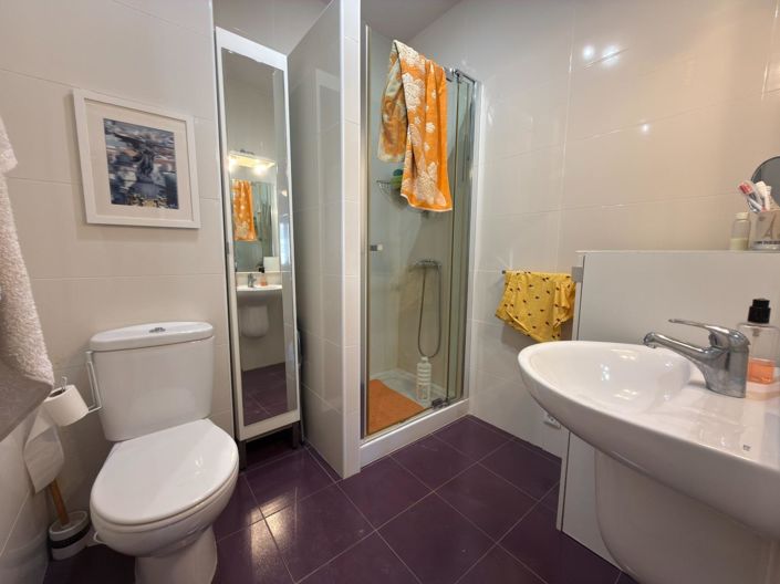 Image No.19-3 Bed Townhouse for sale