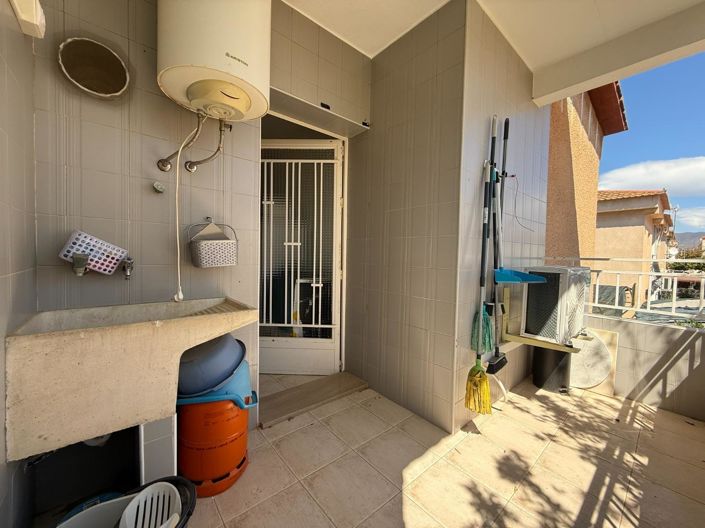Image No.24-3 Bed Townhouse for sale