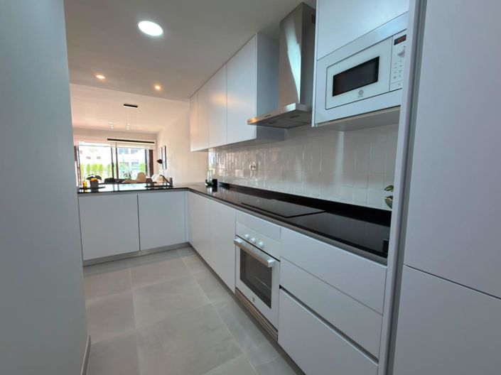 Image No.11-2 Bed Bungalow for sale