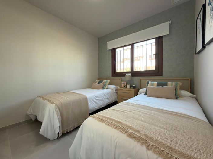 Image No.20-2 Bed Bungalow for sale
