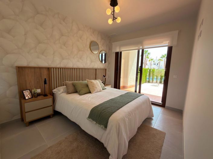 Image No.27-2 Bed Bungalow for sale