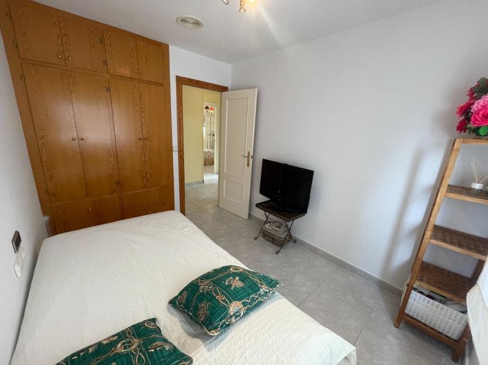 Image No.22-3 Bed Flat for sale