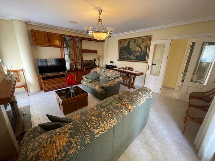 Image No.7-3 Bed Flat for sale